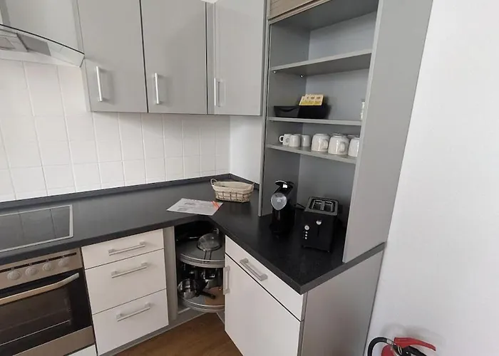 100 Qm Raumwunder Inmitten Der Altstadt Lägenhet